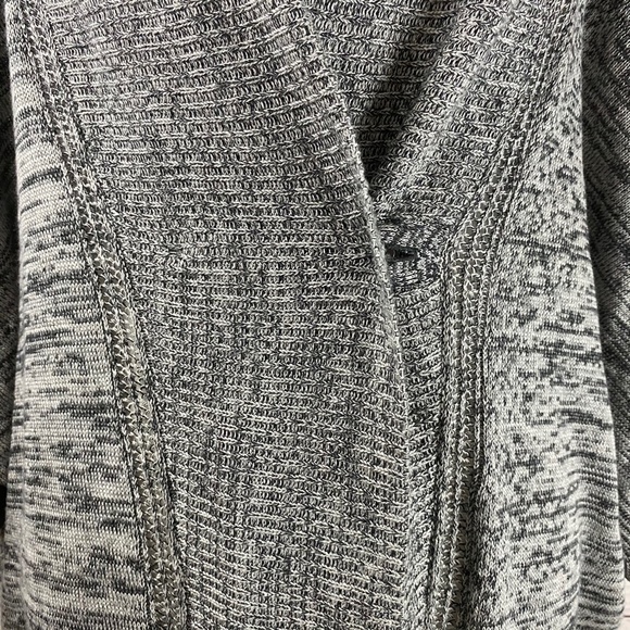LULULEMON Breeze Easy Wrap Cardigan Sweater - Picture 5 of 9